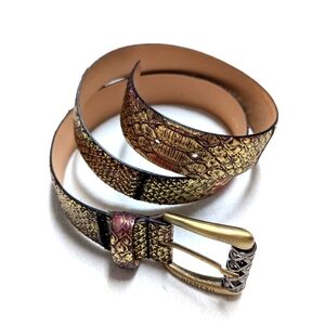Dismero Italy Gold Metallic Leather Belt Alligator Texture Size L Neve Worn